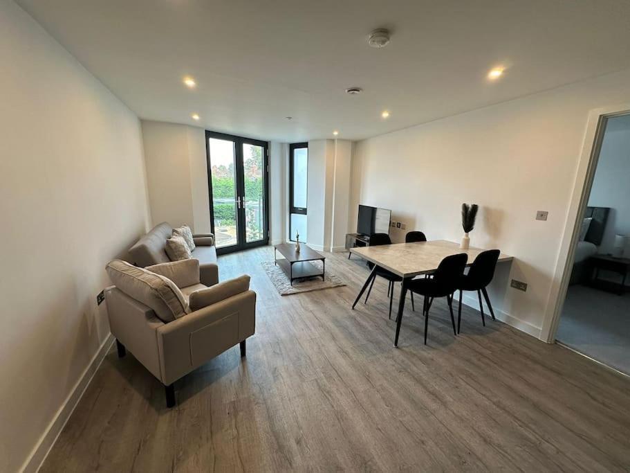 Stylish Central York Apartment Free Parking & Gym Ngoại thất bức ảnh