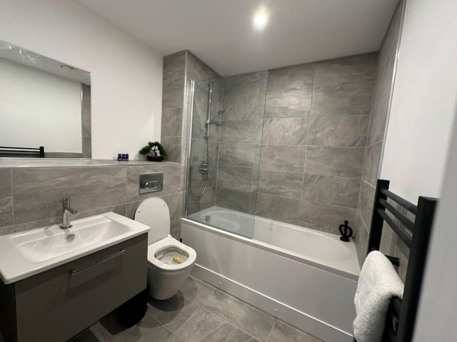 Stylish Central York Apartment Free Parking & Gym Ngoại thất bức ảnh